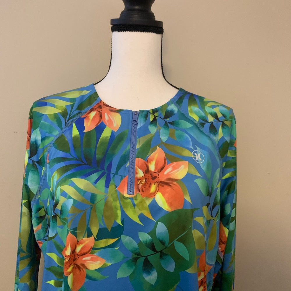 Hurley Tropical Long Sleeve Top UPF+50 size xl euc - Picture 2 of 7